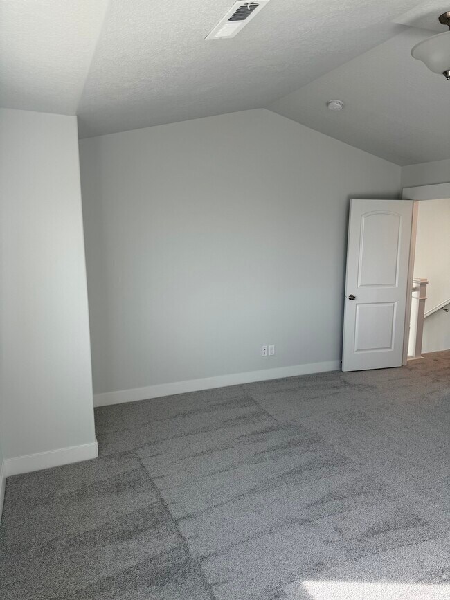 Building Photo - 3757 Big Horn Dr