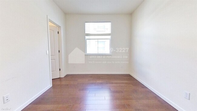 Building Photo - 3 br, 3 bath Townhome - 602 Cedarville Ln -