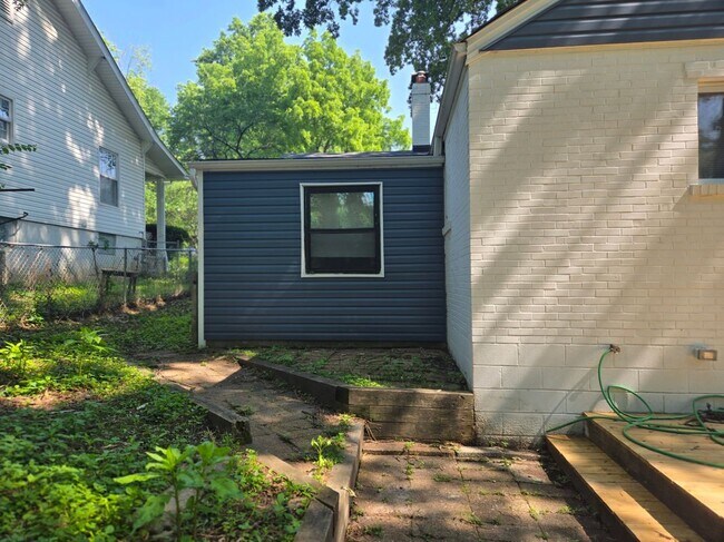 Building Photo - 304 Tiffin Ave