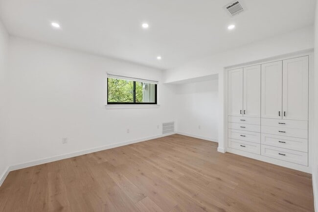 Building Photo - 2607 Pembrook Trail