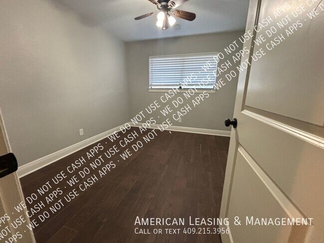 Building Photo - 2207 Spring Oak Ln
