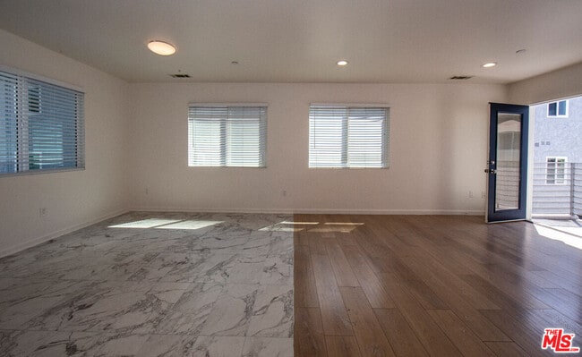 Building Photo - 7834 Flight Ave