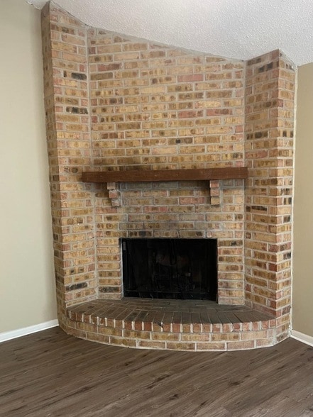 Building Photo - 1650 Shirley Cir