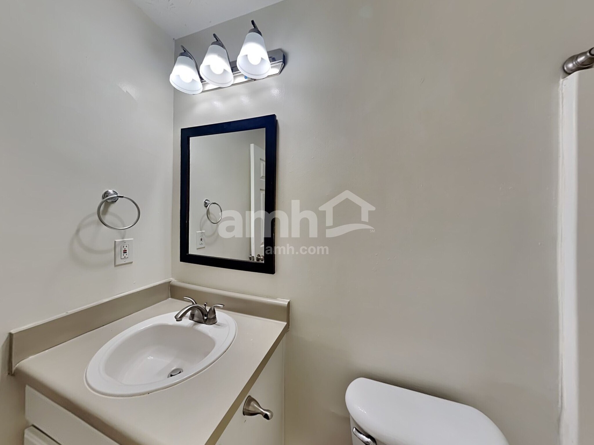 Building Photo - 3421 Newgold Trce