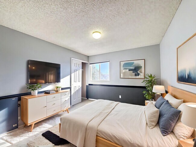 Building Photo - 236 Oxbow Dr