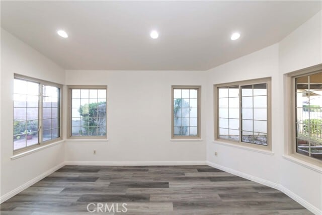 Building Photo - 2518 Greenwich Dr