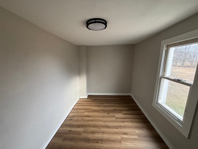 Building Photo - 668 Sullivan St