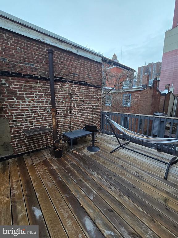 Building Photo - 1413 Lombard St