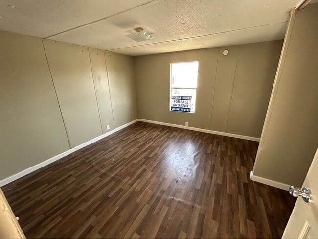 Building Photo - 309 Reid Ct