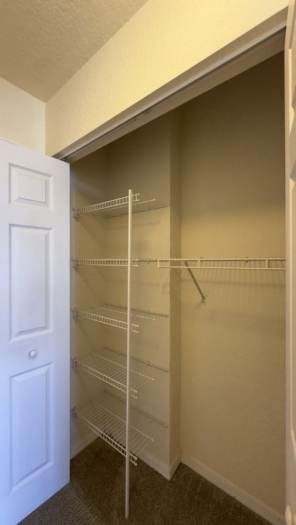 Building Photo - 2-Bedroom Penthouse in the Heart of West Palm Beach