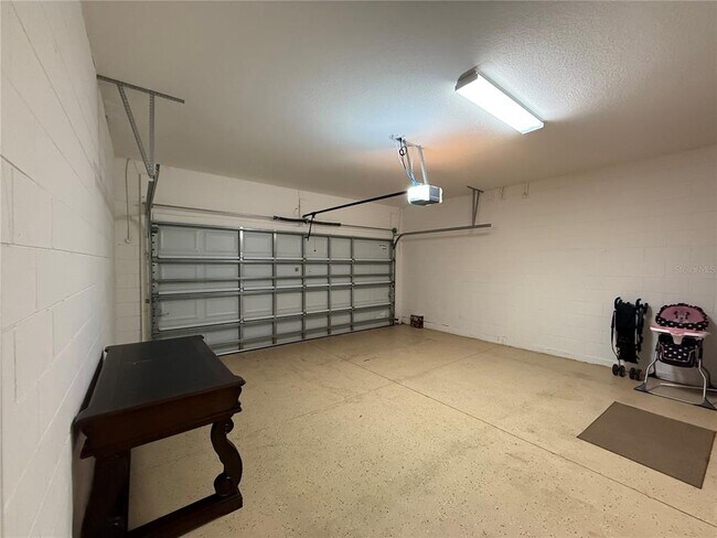 Building Photo - 4353 Acorn Ct