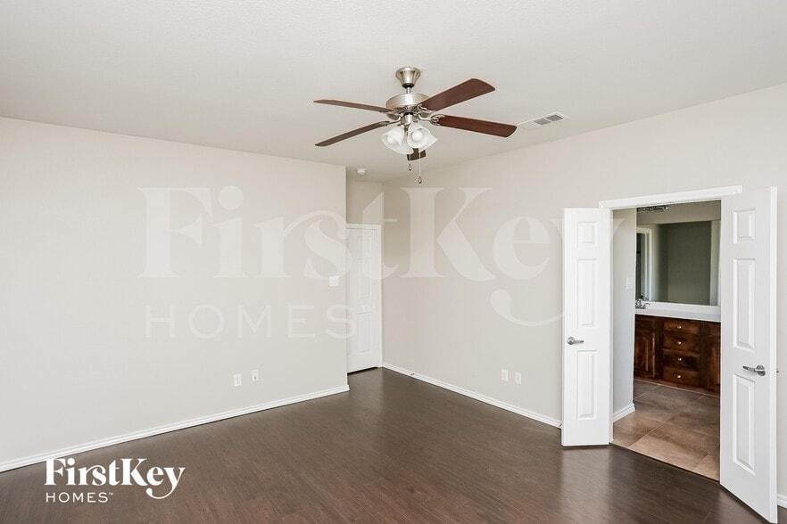 Building Photo - 6208 Charisma Ct