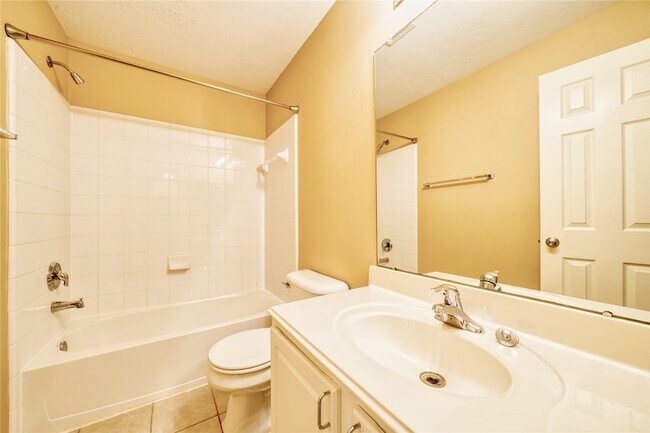 Building Photo - 2831 Hackamore Hollow Ln