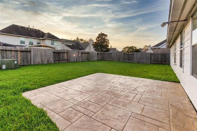 Building Photo - 24519 Red Bluff Tr