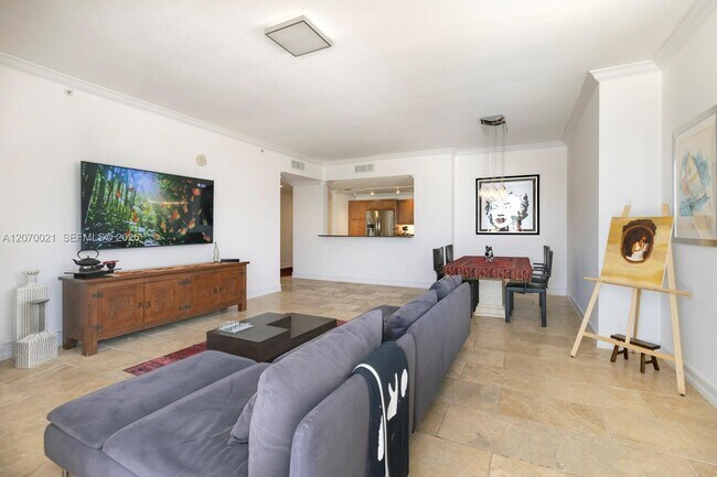 Building Photo - 8395 SW 73rd Ave