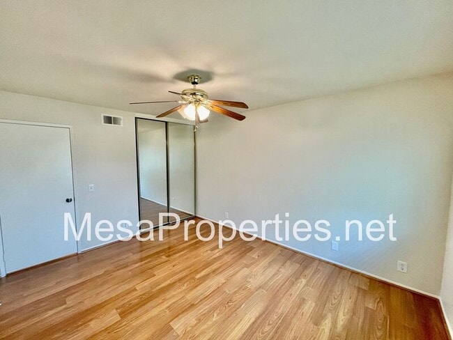 Building Photo - 1158 Bluegrass Pl