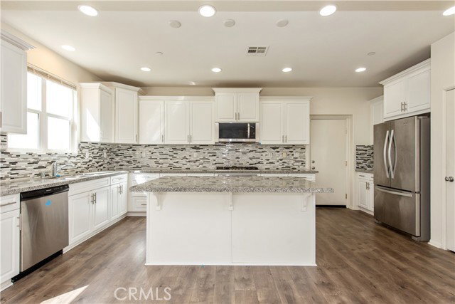 Building Photo - 149 Acamar