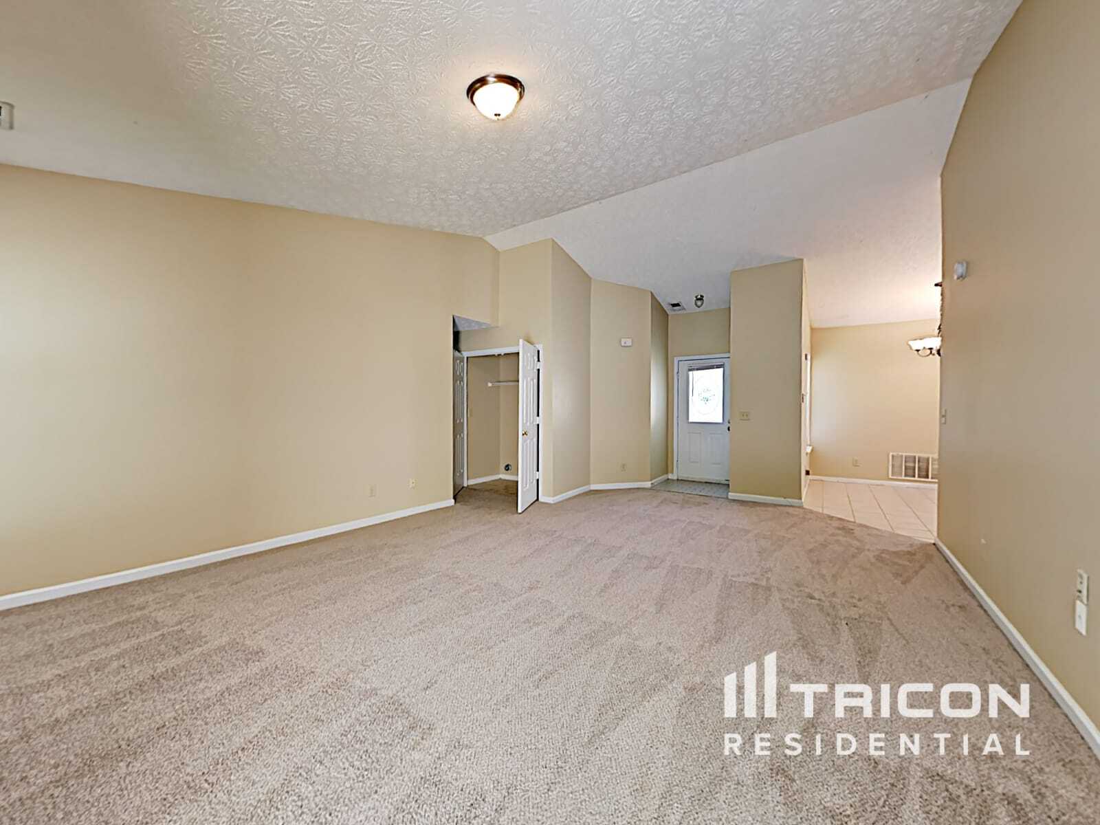 Building Photo - 741 Shore Dr