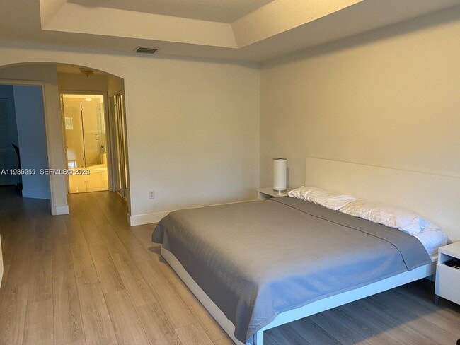 Building Photo - 7262 NW 113th Pl