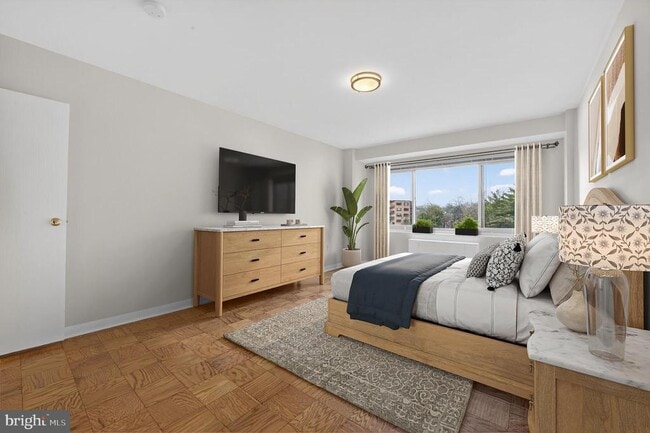 Building Photo - 4201 Cathedral Ave NW