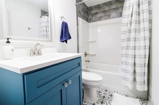 Building Photo - Incredible Downtown Round Rock Home for Rent
