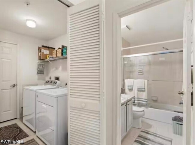 Building Photo - 9855 Costa Mesa Ln