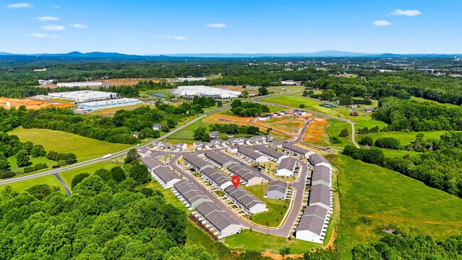 Building Photo - Modern Comfort in a Peaceful Newton Community This newly built 3-bed, 2.5-bath townhome blends mo...