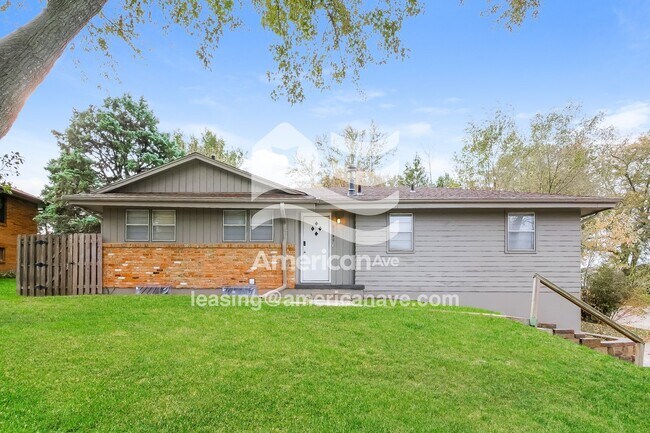 Building Photo - 8549 Meredith Ave