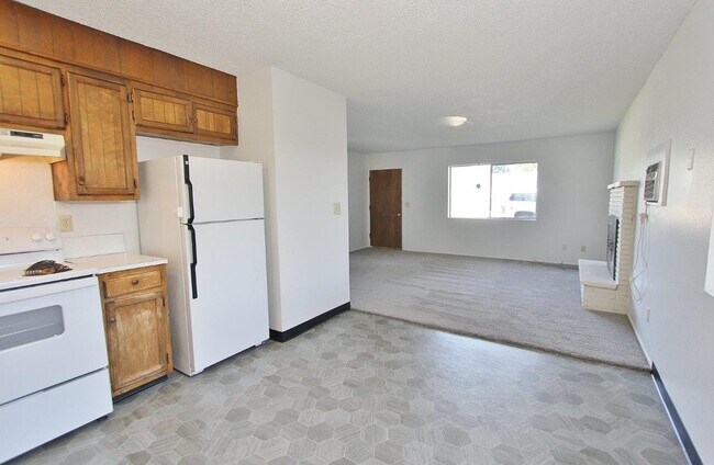Building Photo - 1505 E Beech St