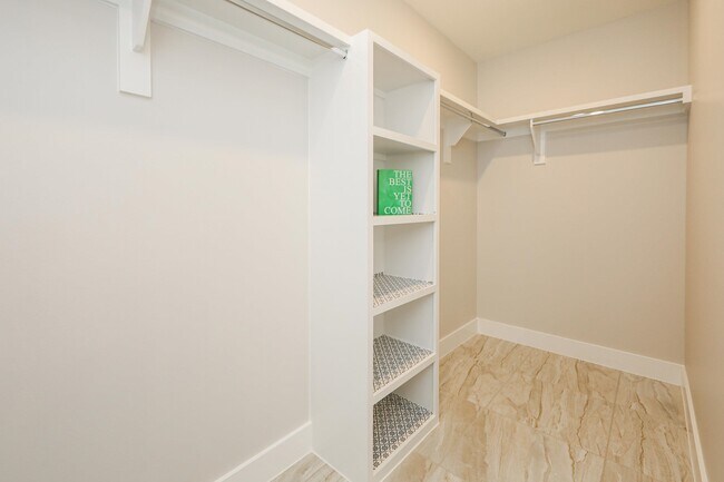 Building Photo - 1008 True Patriot Dr