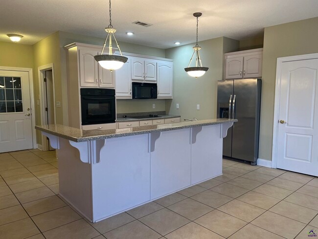 Building Photo - 104 Prestige Dr