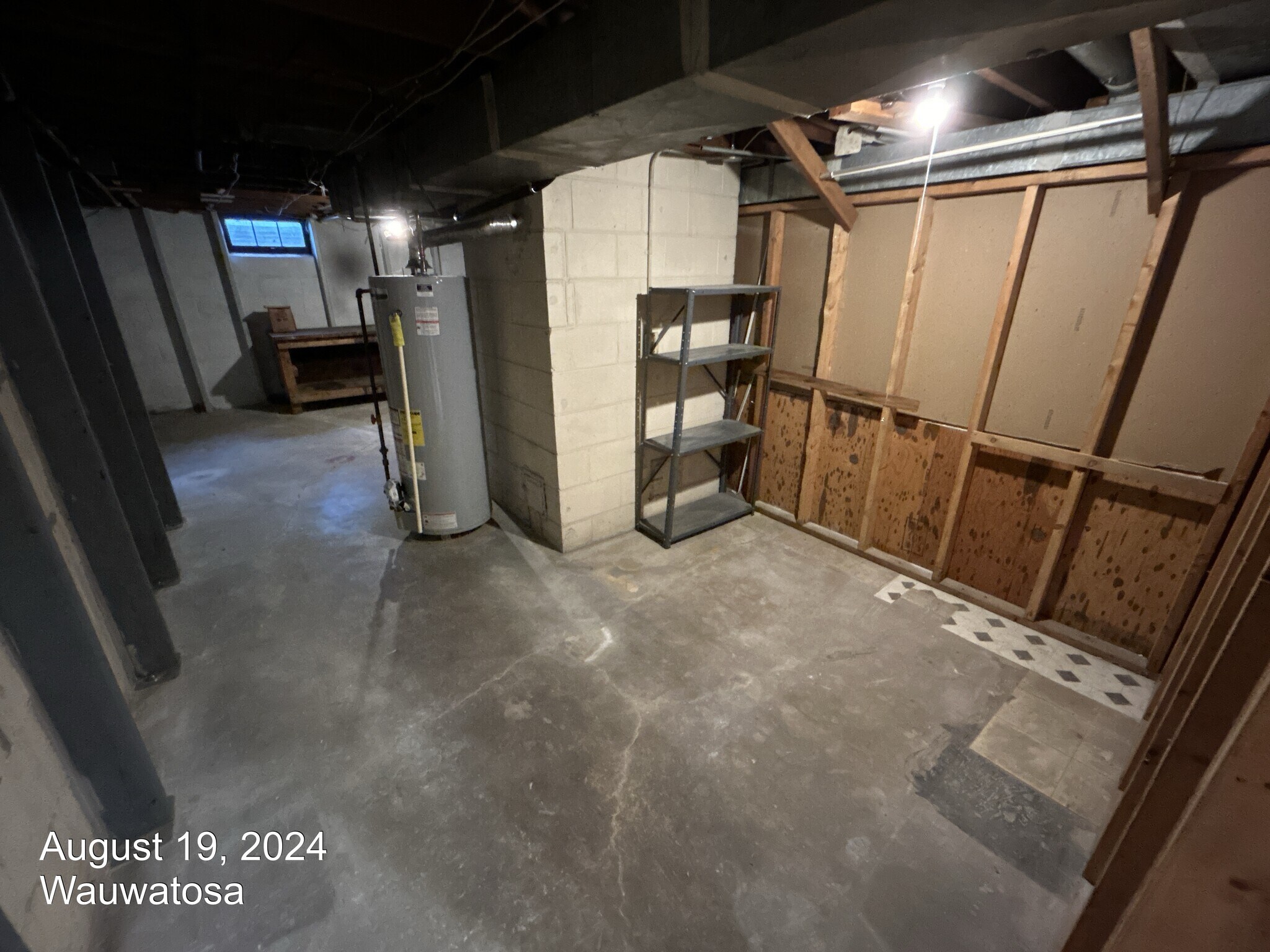 Building Photo - 9431 W Marion St