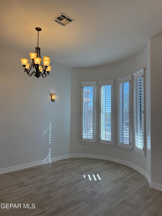 Building Photo - 3045 Woodhead