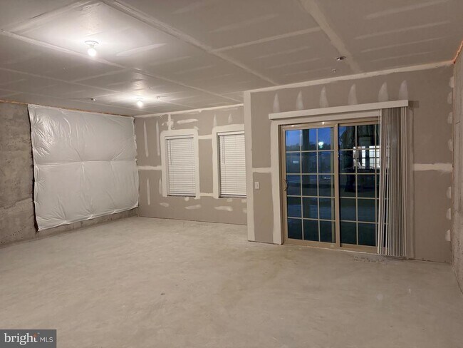 Building Photo - 344 Milton Stamp Dr