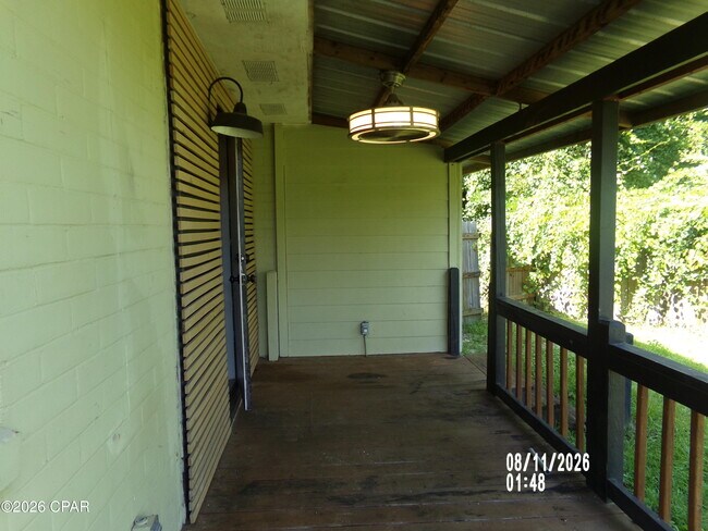 Building Photo - 6530 Dahlia Dr