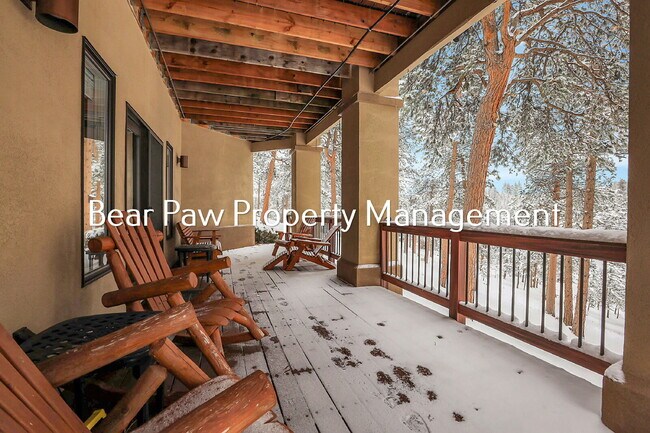 Building Photo - Stunning Home in the Ridge!!