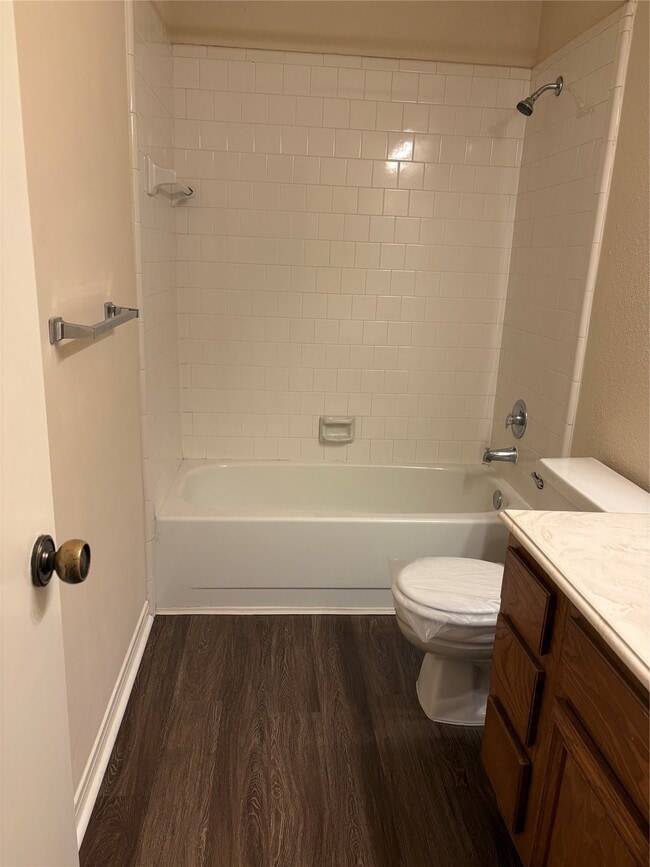 Building Photo - 9111 Woodhouse Dr