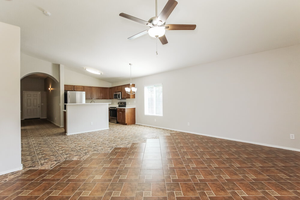 Building Photo - 5824 S 27th Dr