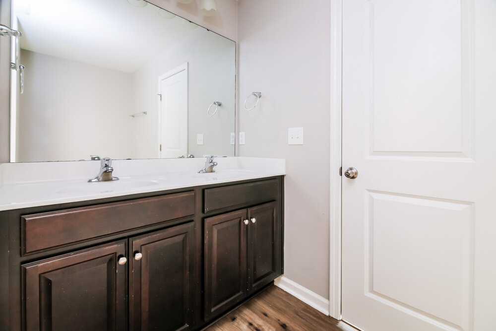 Building Photo - 117 Preakness Farm Dr