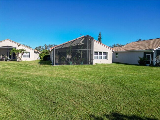 Building Photo - 4418 65th Terrace E