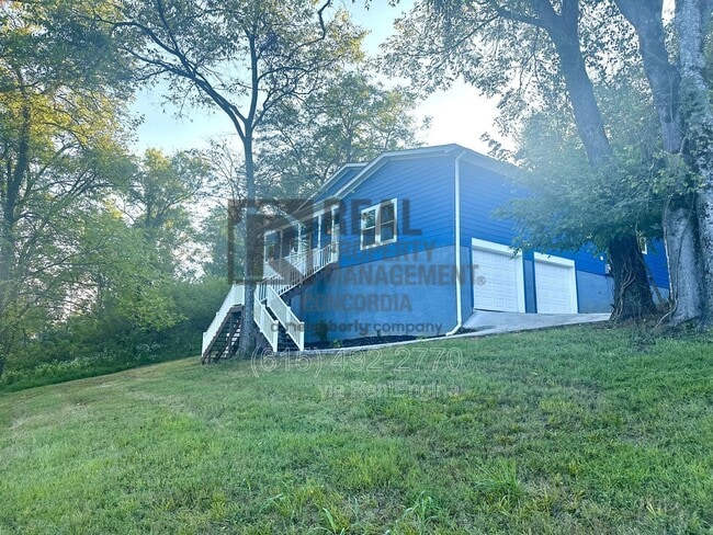 Building Photo - 286 Emily Ln