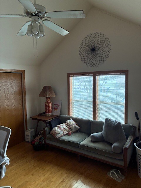 Building Photo - 1144 E Mifflin St