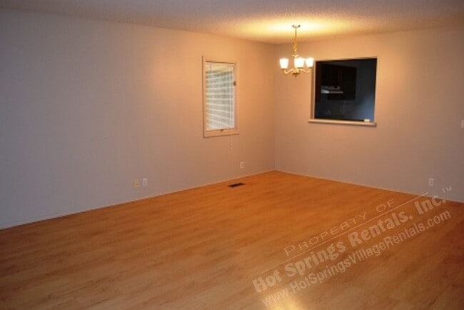 Building Photo - Cortez Courts | Townhome| Unfurnished