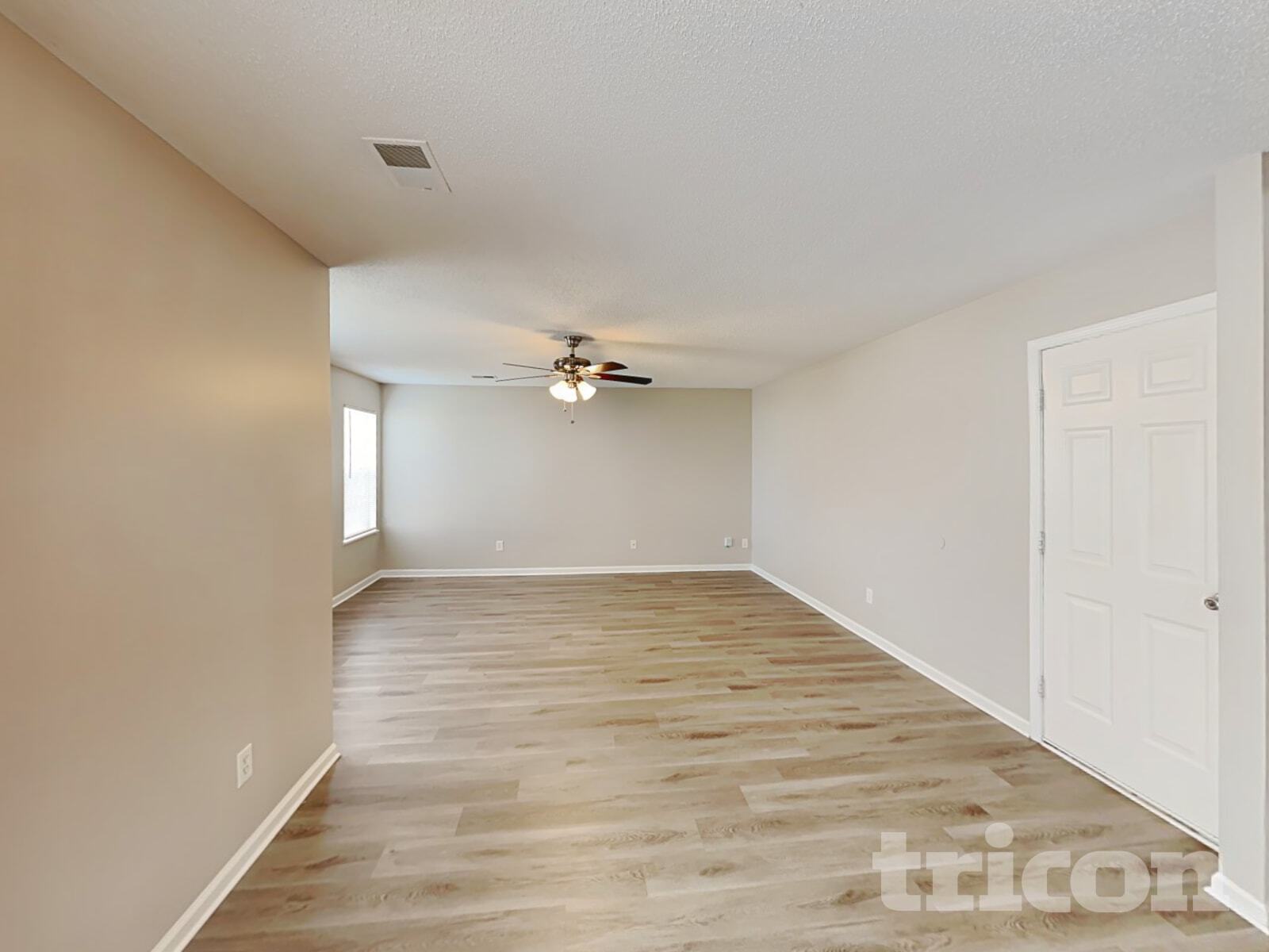 Building Photo - 204 Fox Grove Cir