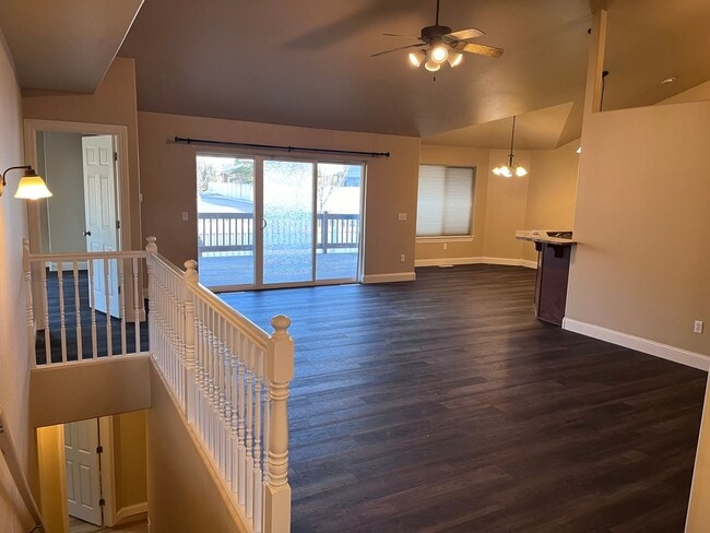 Building Photo - Gorgeous West End 4 bed Home!
