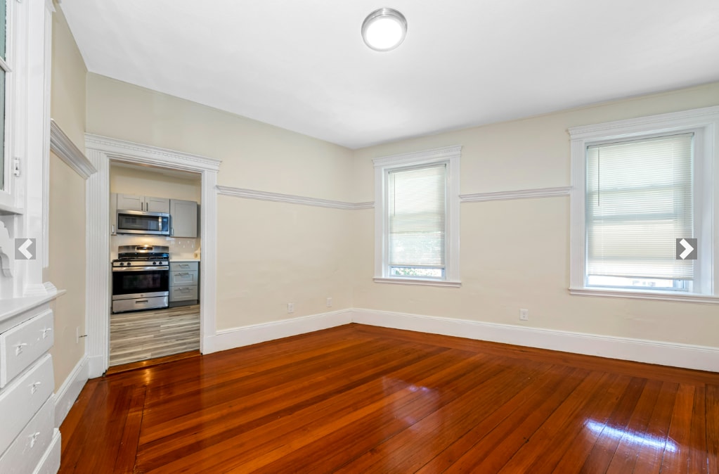 Building Photo - 46 Brackett St