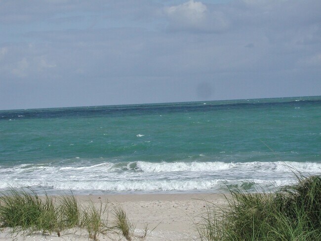 Building Photo - Vero Beach Rentals. Vero Beach Homes For R...