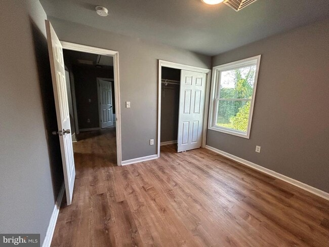 Building Photo - 5517 Schumacher Dr