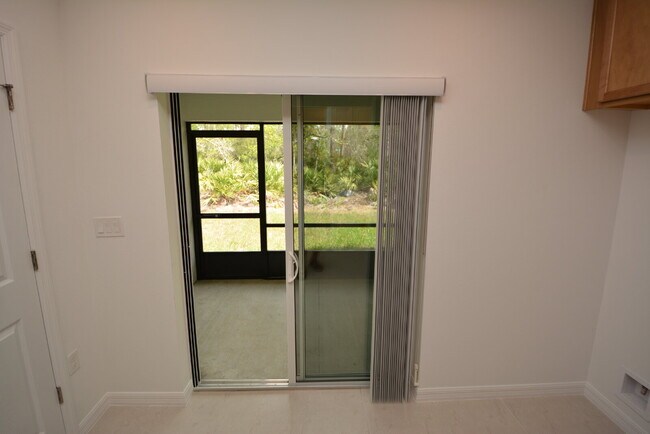 Building Photo - "Charming 3-Bedroom Duplex with Granite El...