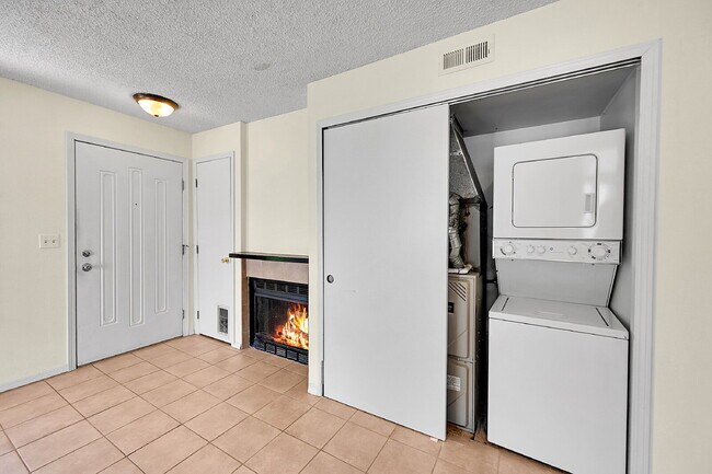 Building Photo - $1,140.95 with $300 Off The First Month's Rent, 1 Bed, 1 Bath, Condo in Thornton with Washer and ...